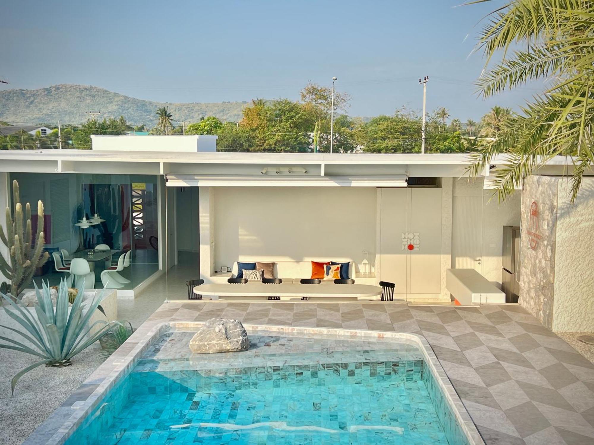 Palm Springs Villa Pranburi Exterior photo
